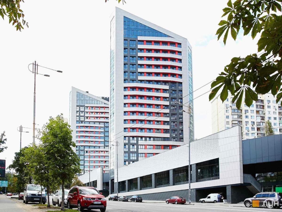 Modern New Cozy Apartment Kvartet Railway Station كييف المظهر الخارجي الصورة