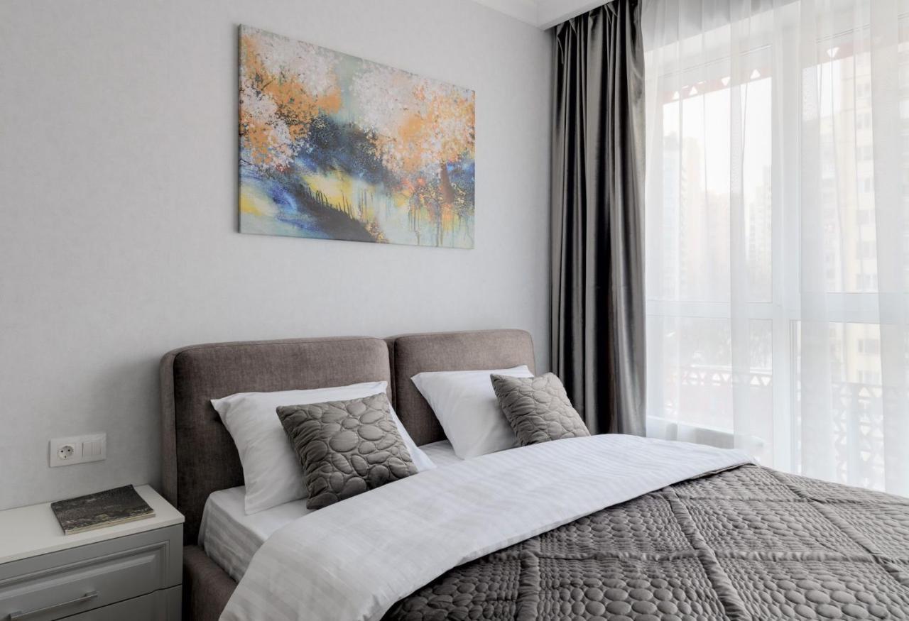 Modern New Cozy Apartment Kvartet Railway Station كييف المظهر الخارجي الصورة