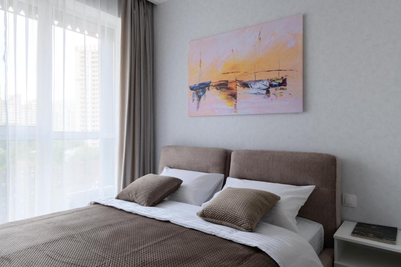 Modern New Cozy Apartment Kvartet Railway Station كييف المظهر الخارجي الصورة
