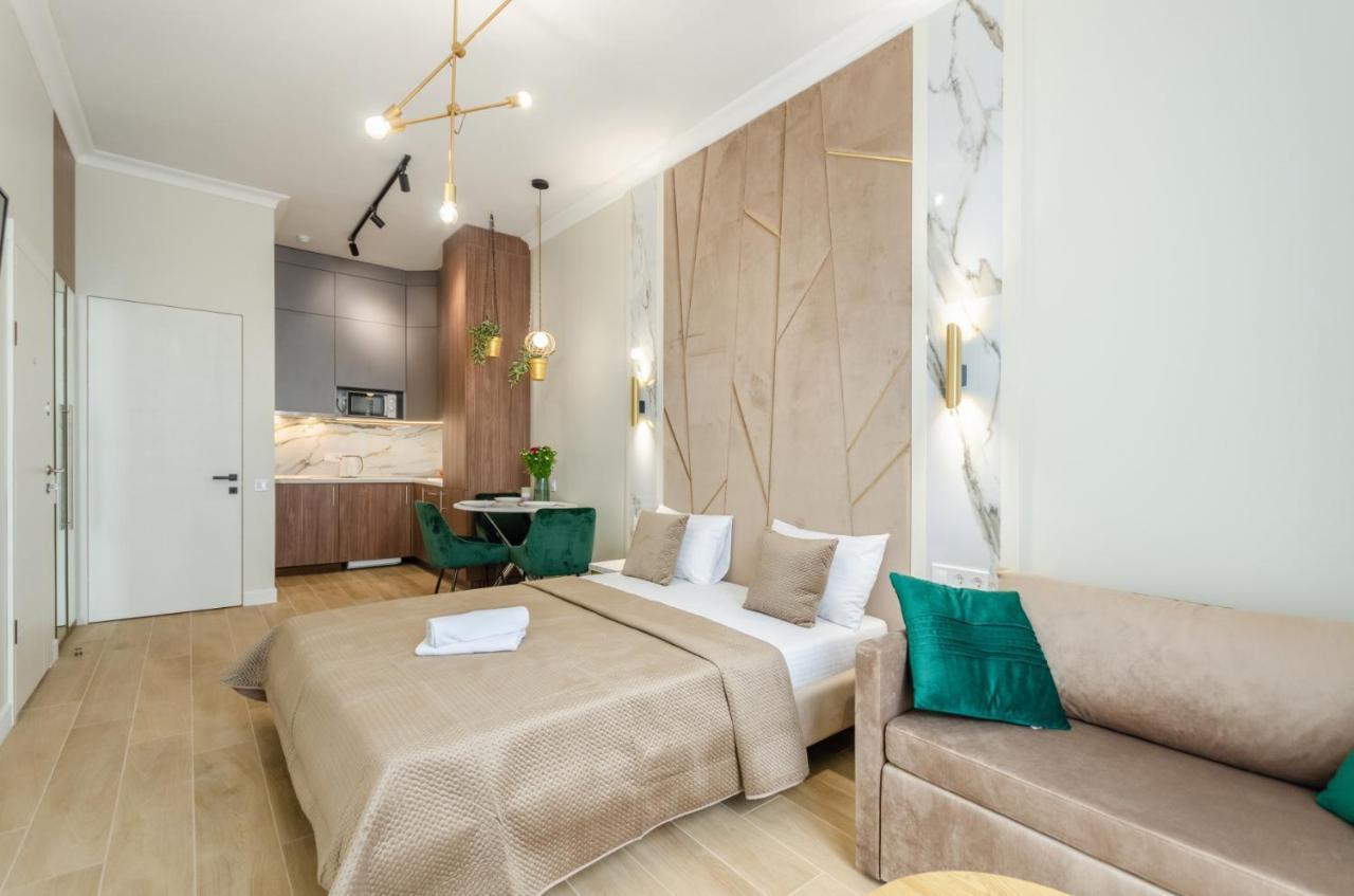 Modern New Cozy Apartment Kvartet Railway Station كييف المظهر الخارجي الصورة