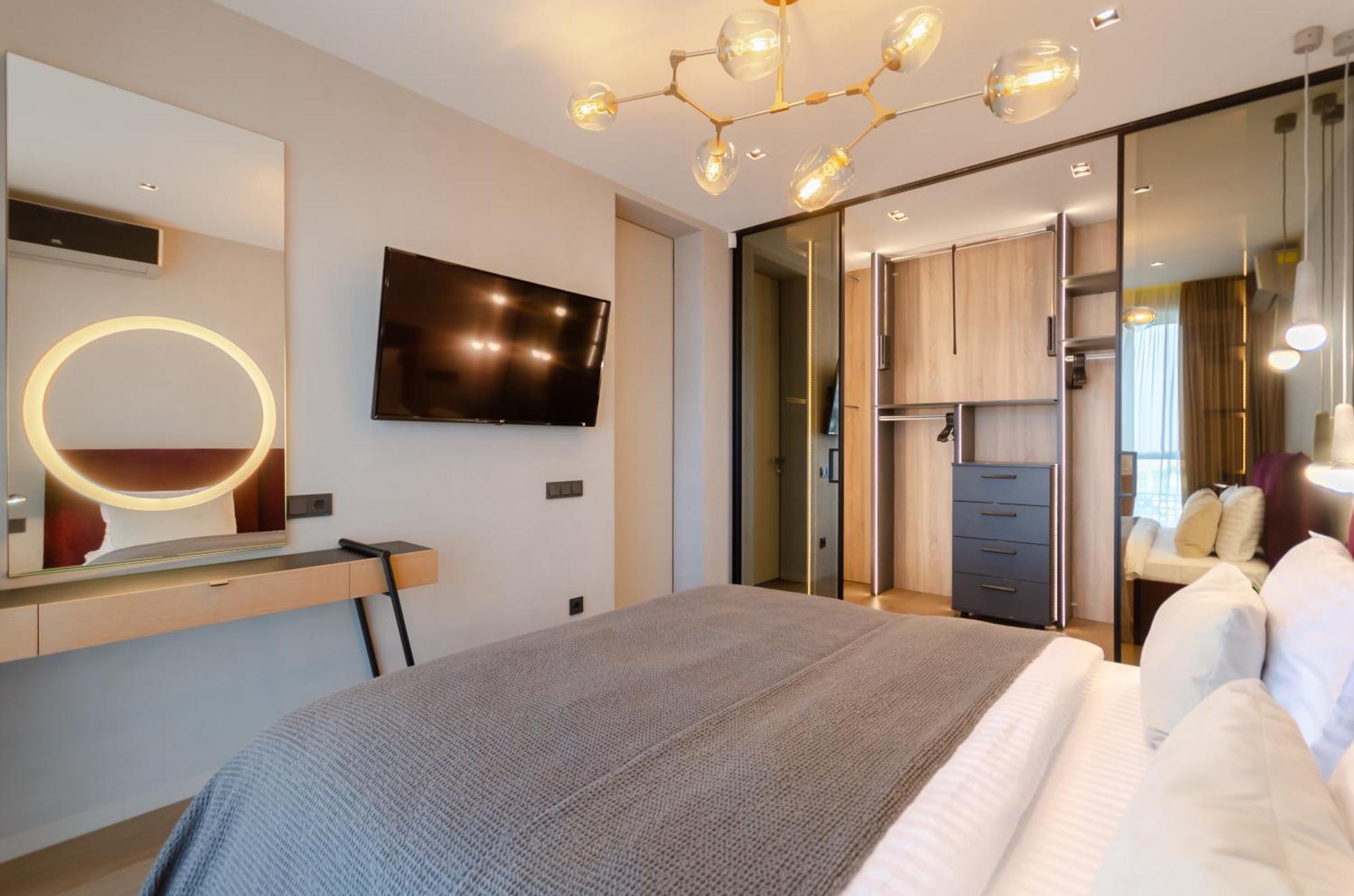 Modern New Cozy Apartment Kvartet Railway Station كييف المظهر الخارجي الصورة