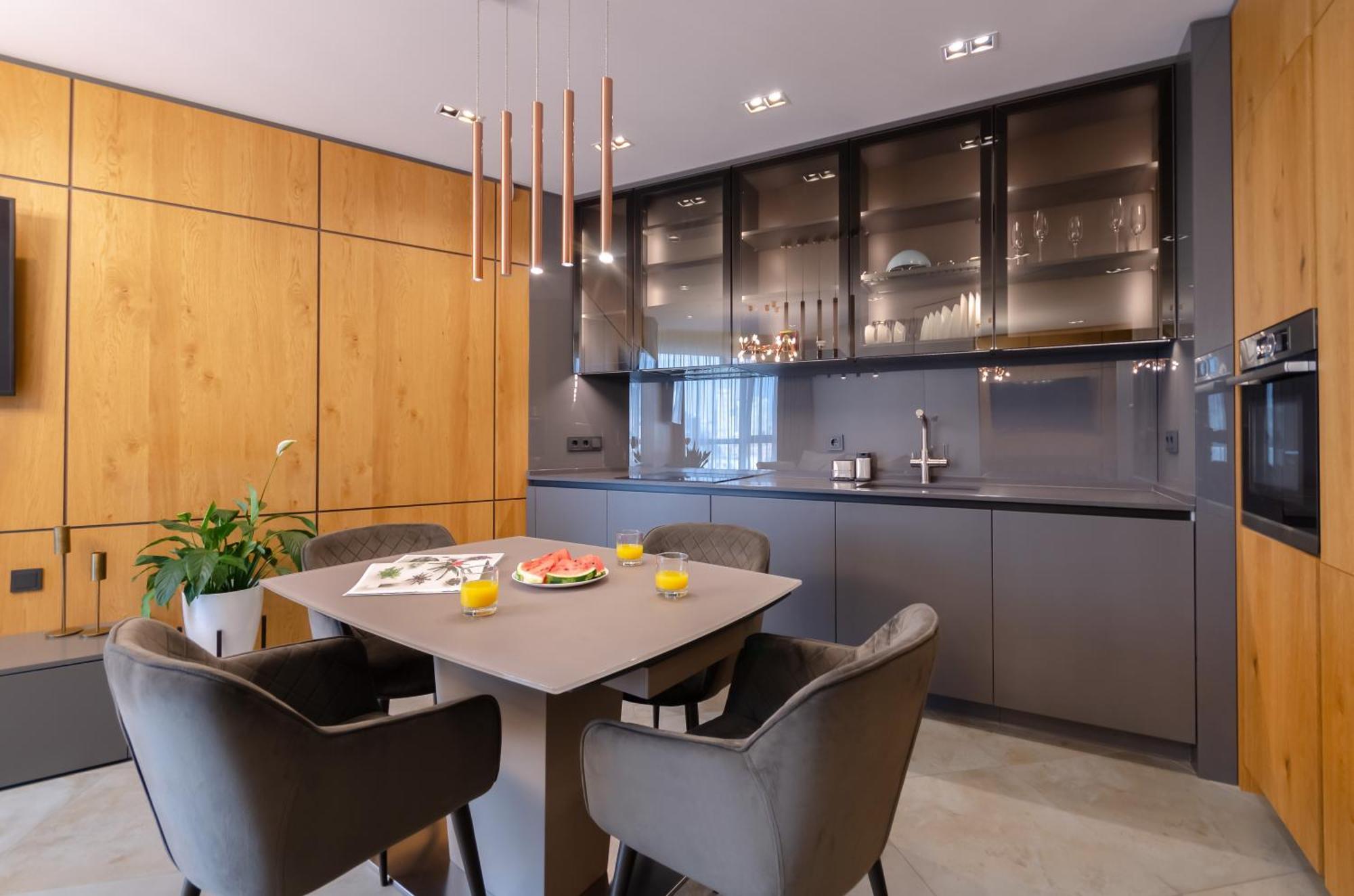 Modern New Cozy Apartment Kvartet Railway Station كييف المظهر الخارجي الصورة