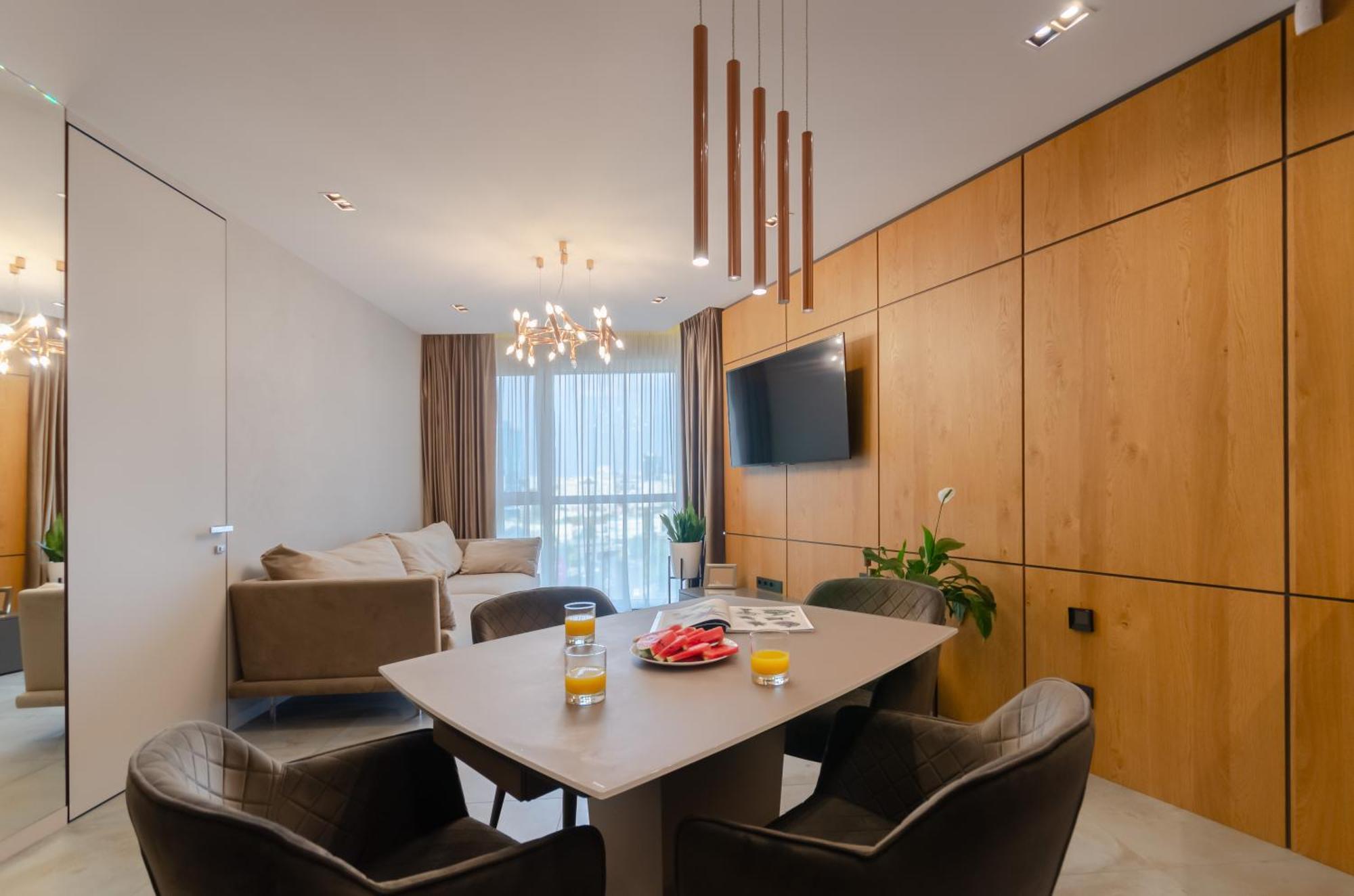 Modern New Cozy Apartment Kvartet Railway Station كييف المظهر الخارجي الصورة
