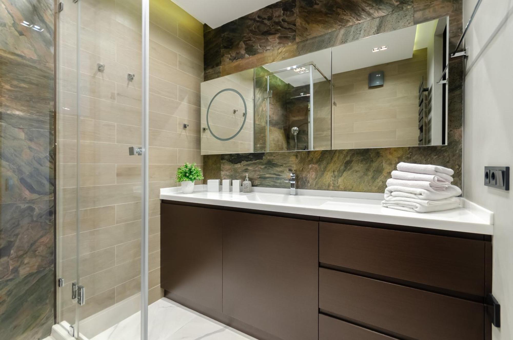 Modern New Cozy Apartment Kvartet Railway Station كييف المظهر الخارجي الصورة